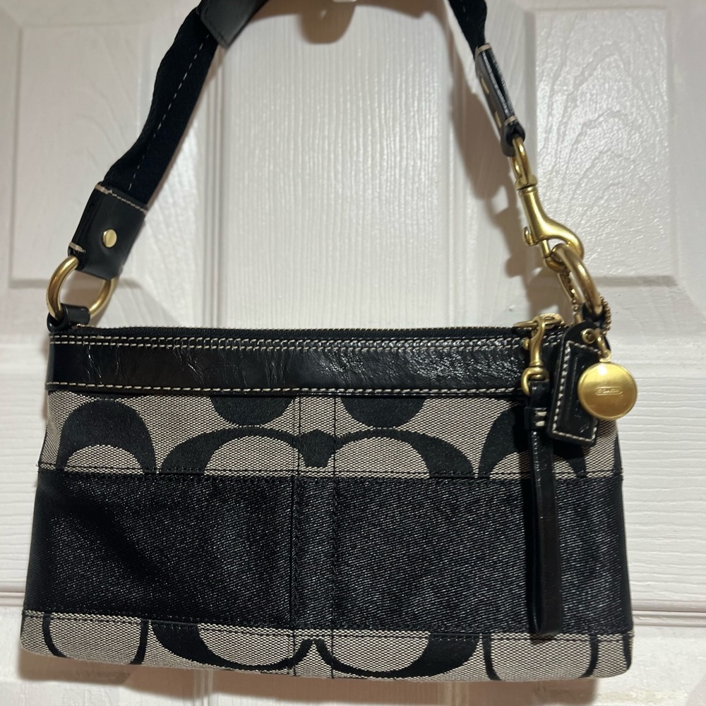 Coach Black and Cream Signature Wristlet